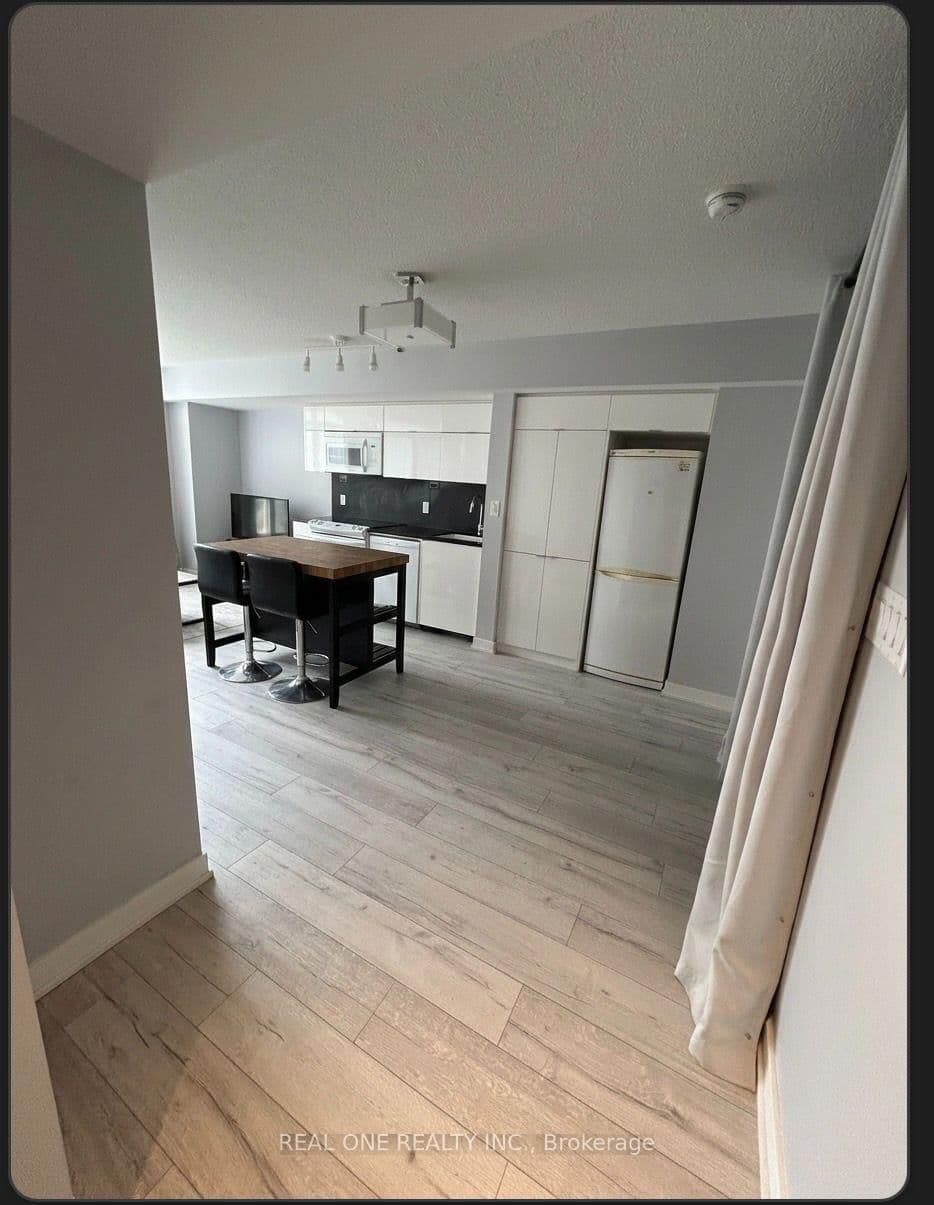 #315 - 151 Dan Leckie Way