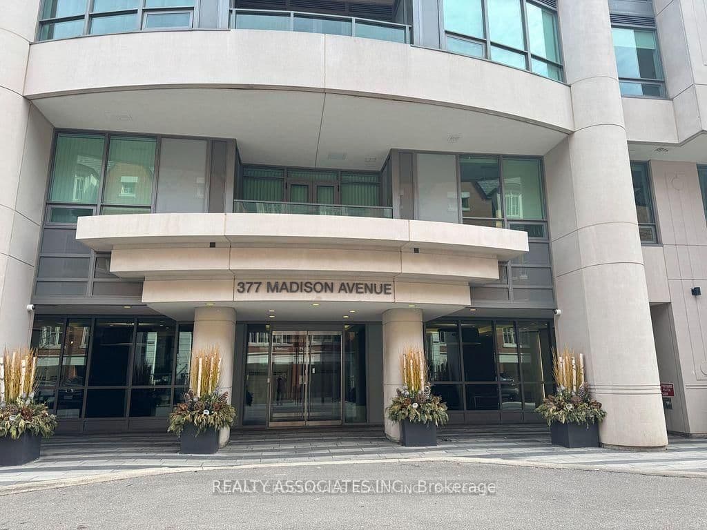#510 - 377 Madison Avenue