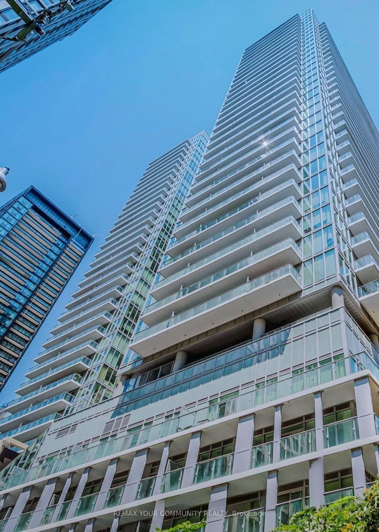 195 Redpath Avenue, Unit 3407