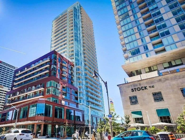 33 Helendale Avenue, Unit 1505