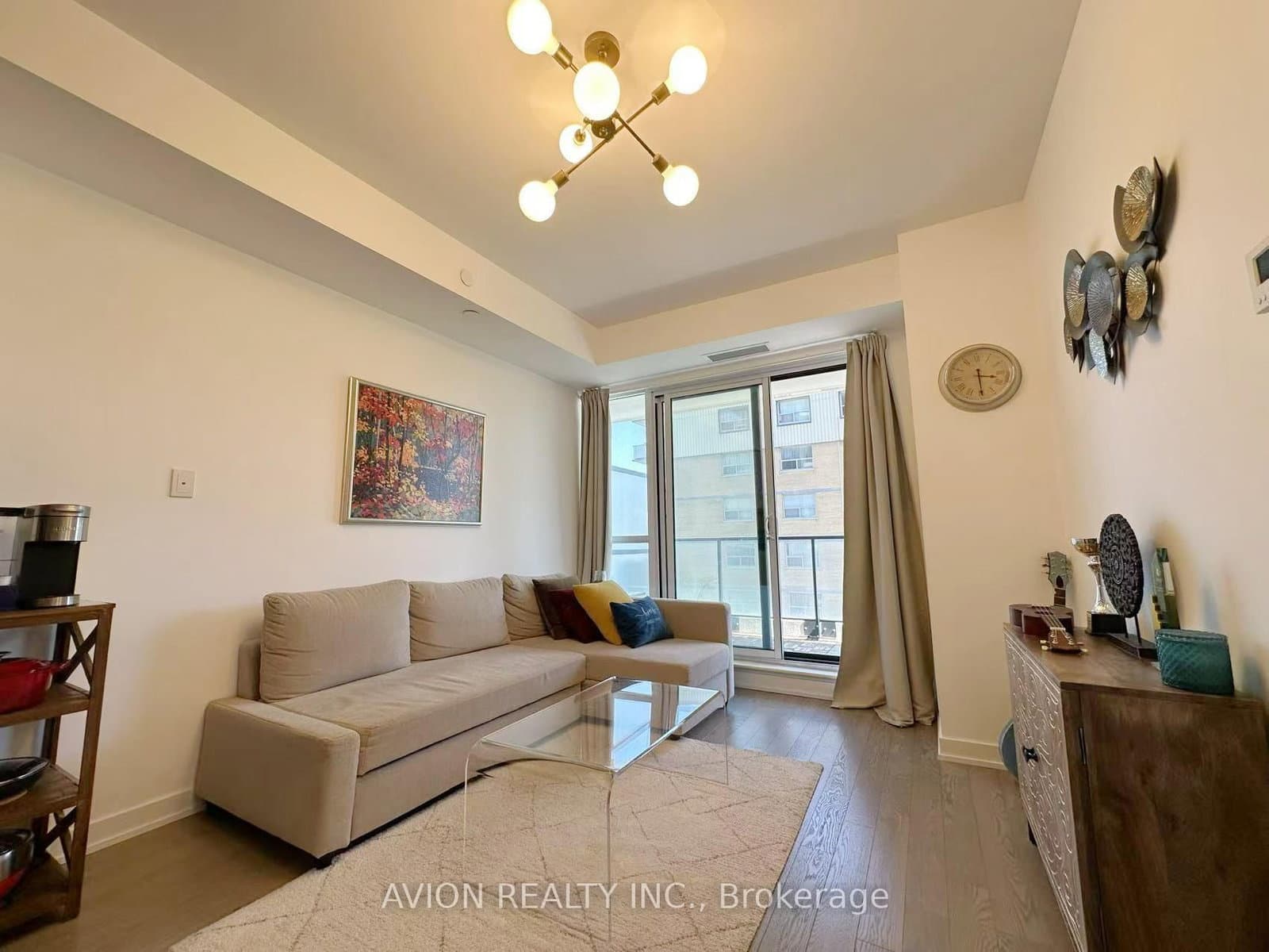 609 Avenue Road, Unit 606