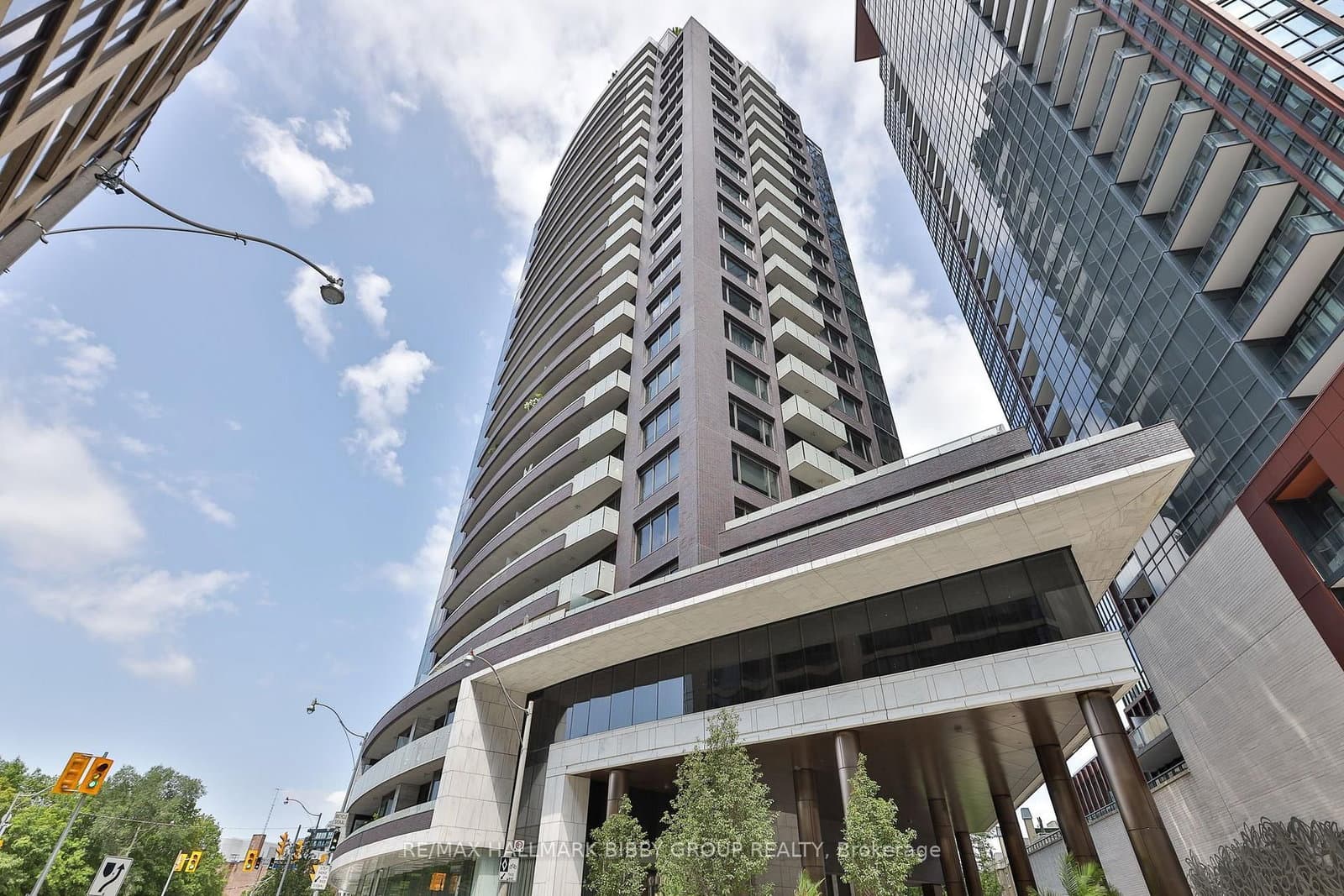 #308 - 88 Davenport Road