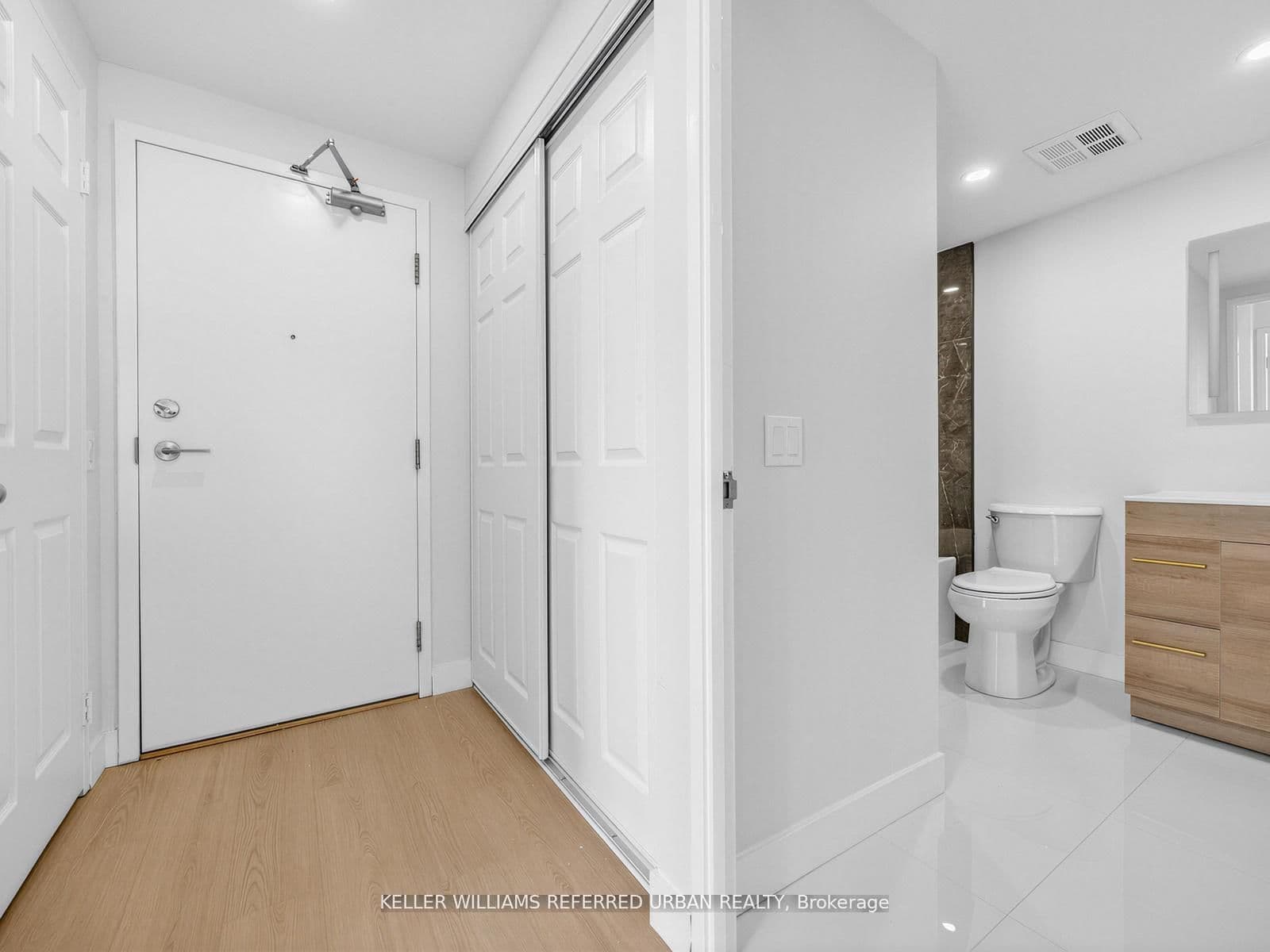 #501 - 7 Bishop Avenue