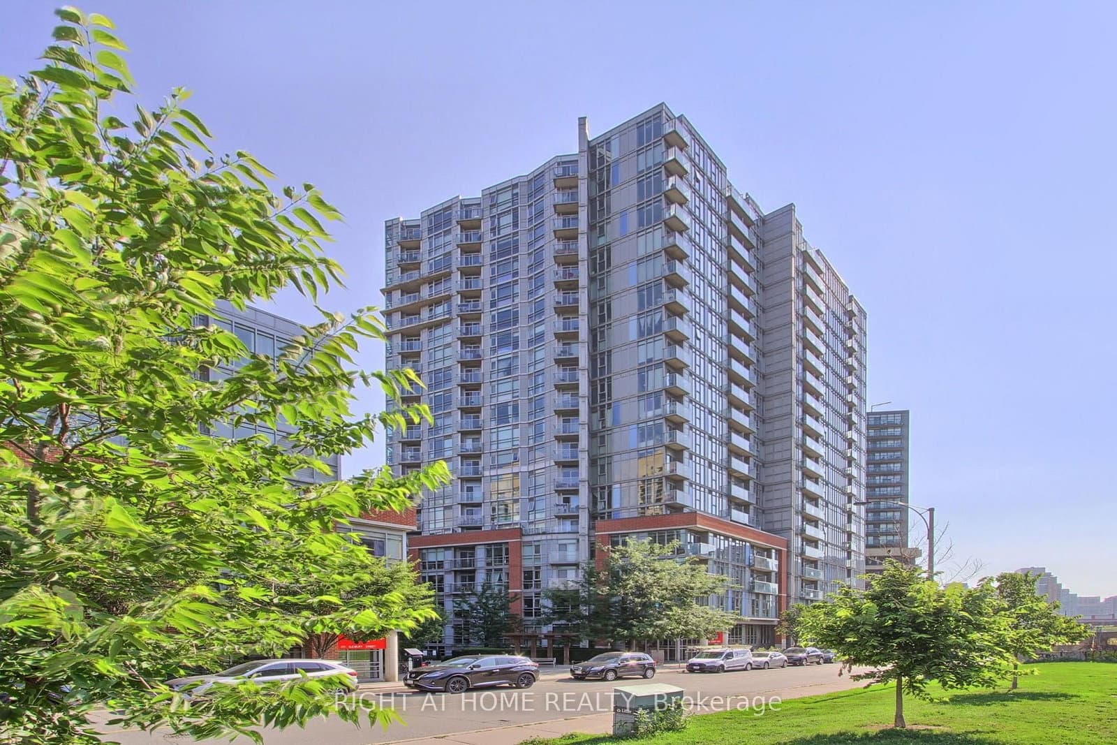 #610 - 150 Sudbury Street