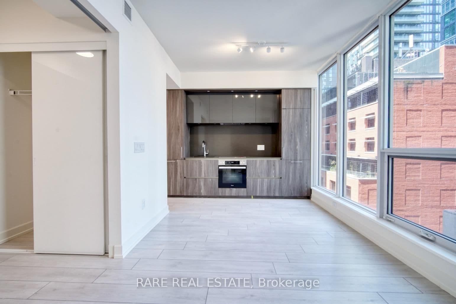 15 Mercer Street, Unit 619