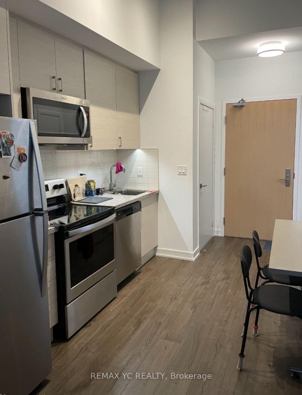 621 Sheppard Avenue E, Unit 111