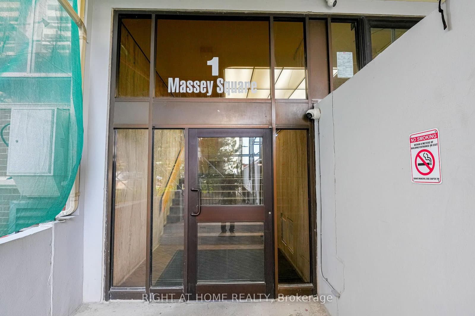 #2203 - 1 Massey Square