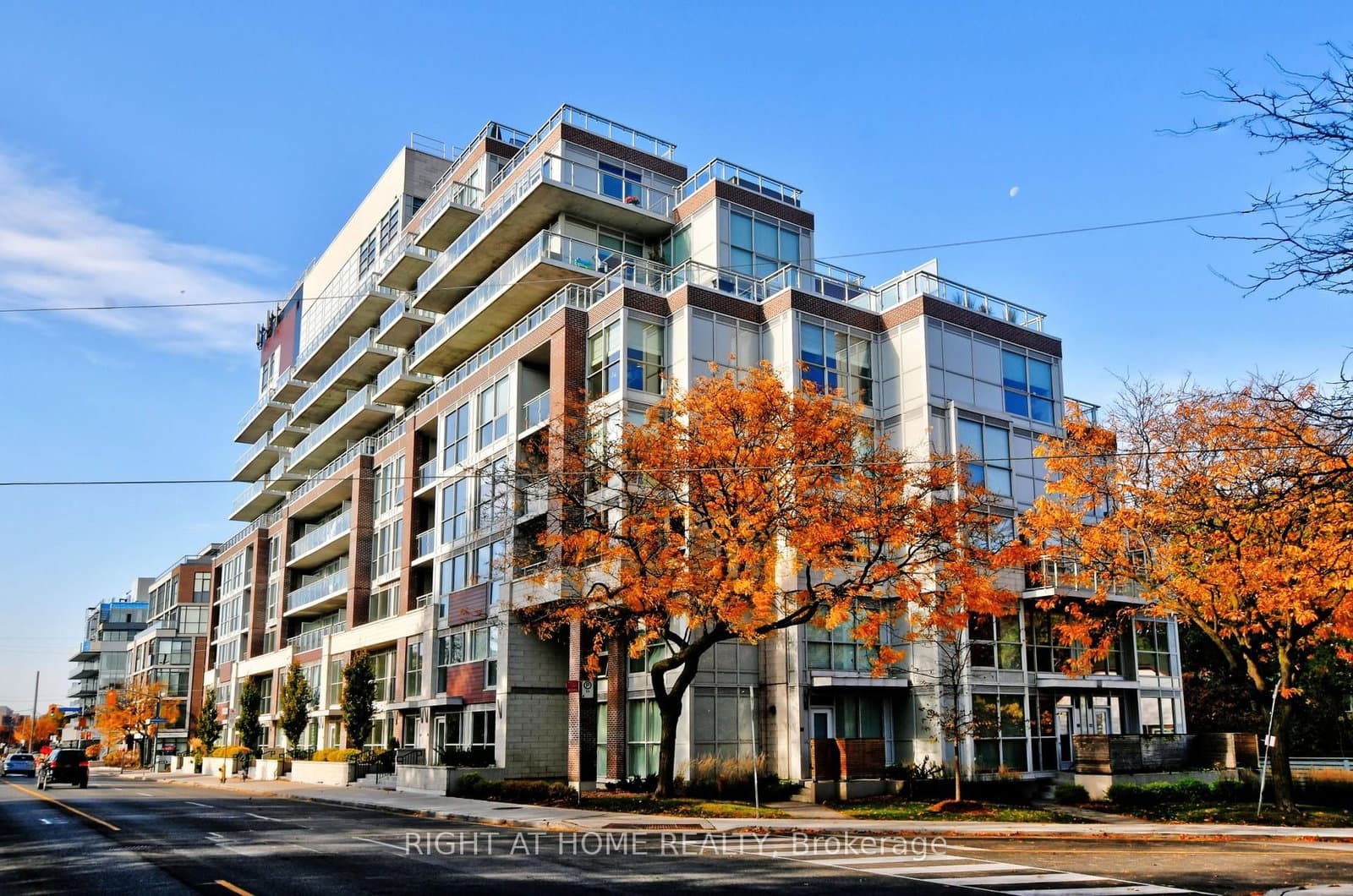 #Th03 - 1350 Kingston Road