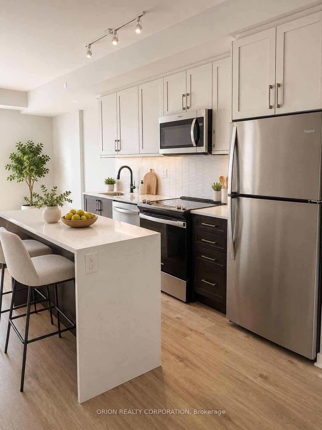 #408 - 201 Brock Street S