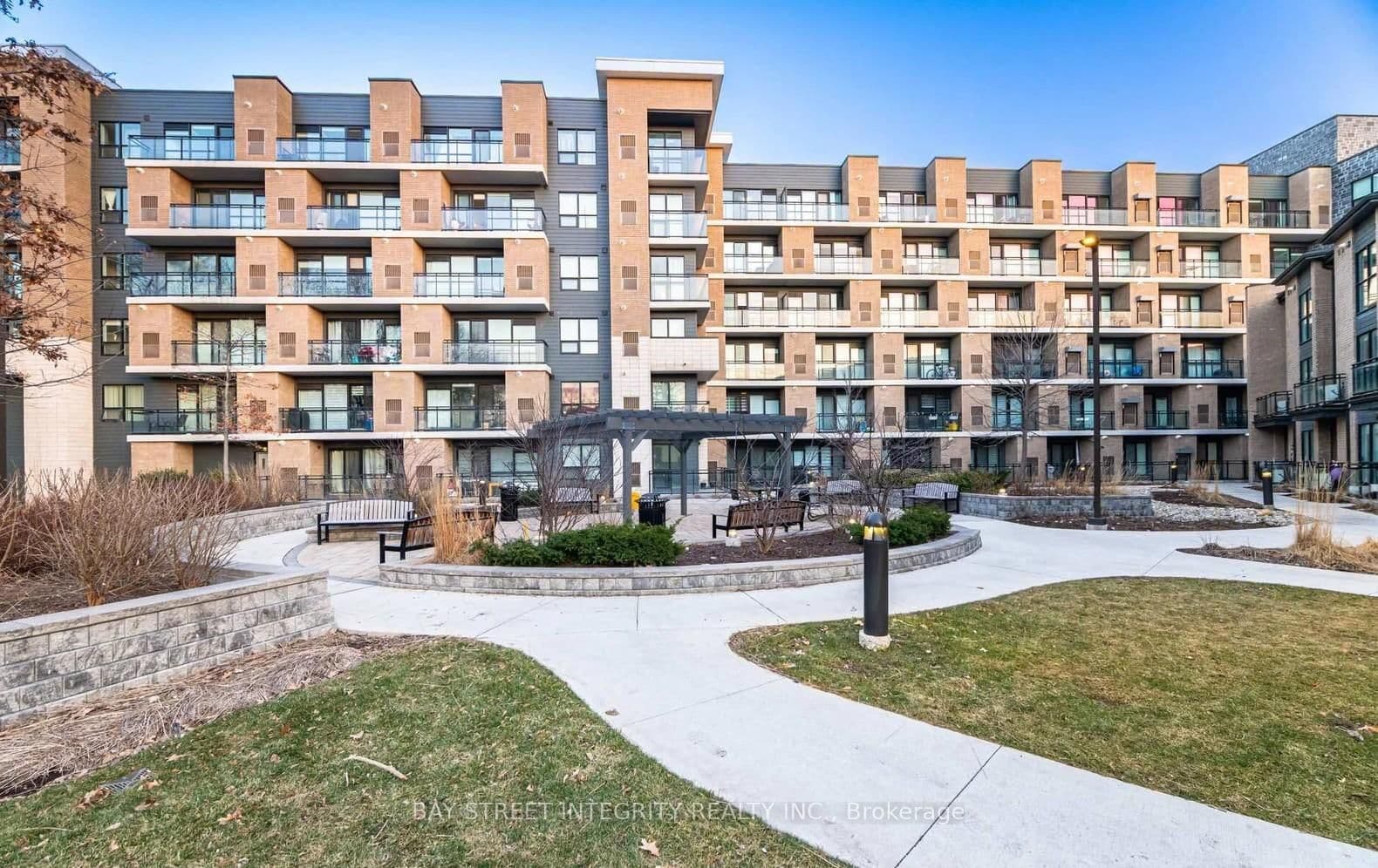 #511 - 1 Falaise Road