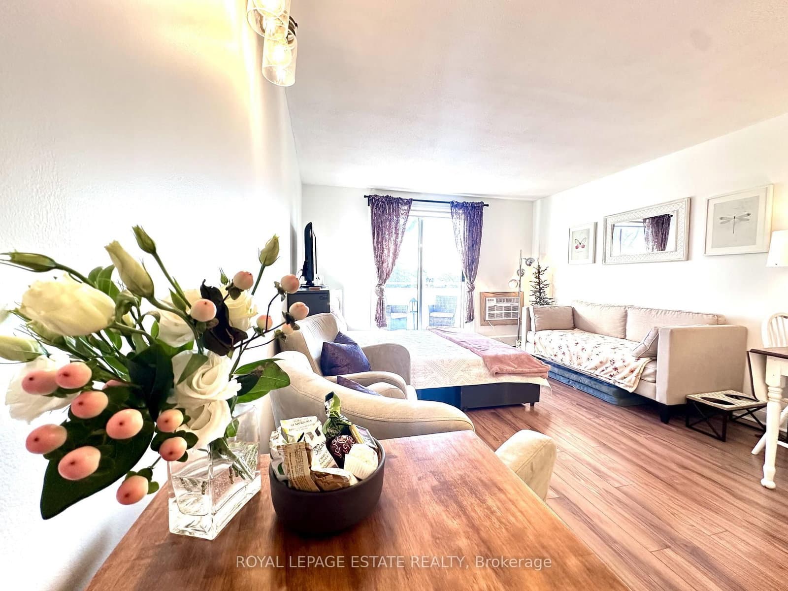 #309 - 123 Woodbine Avenue
