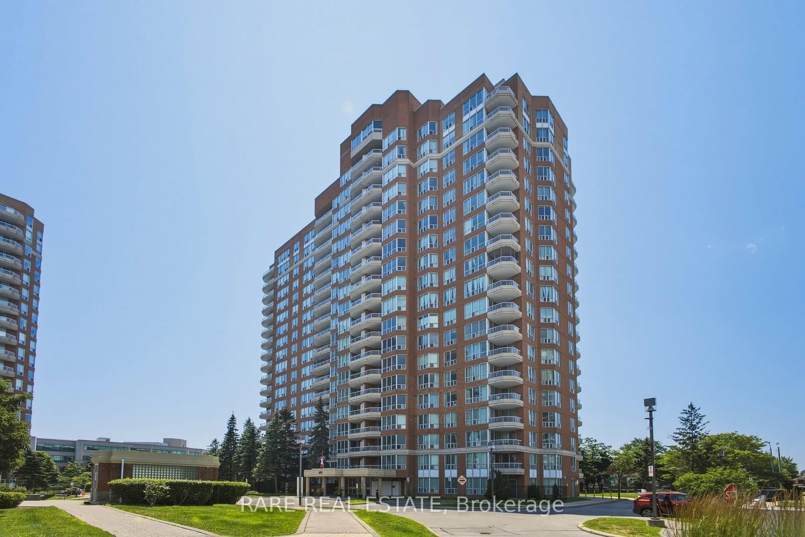 #1807 - 400 Mclevin Avenue