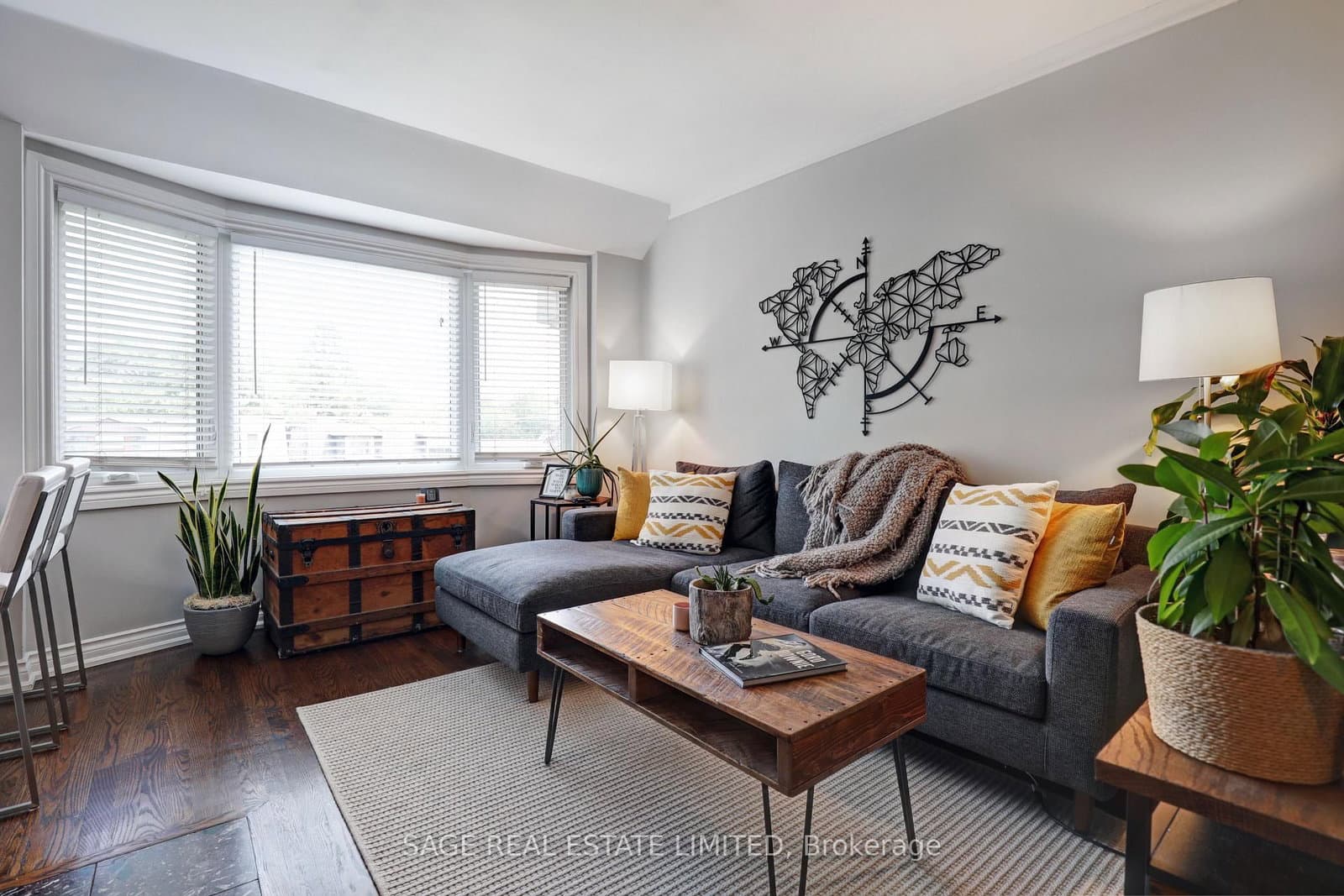 #301 - 60 Kippendavie Avenue