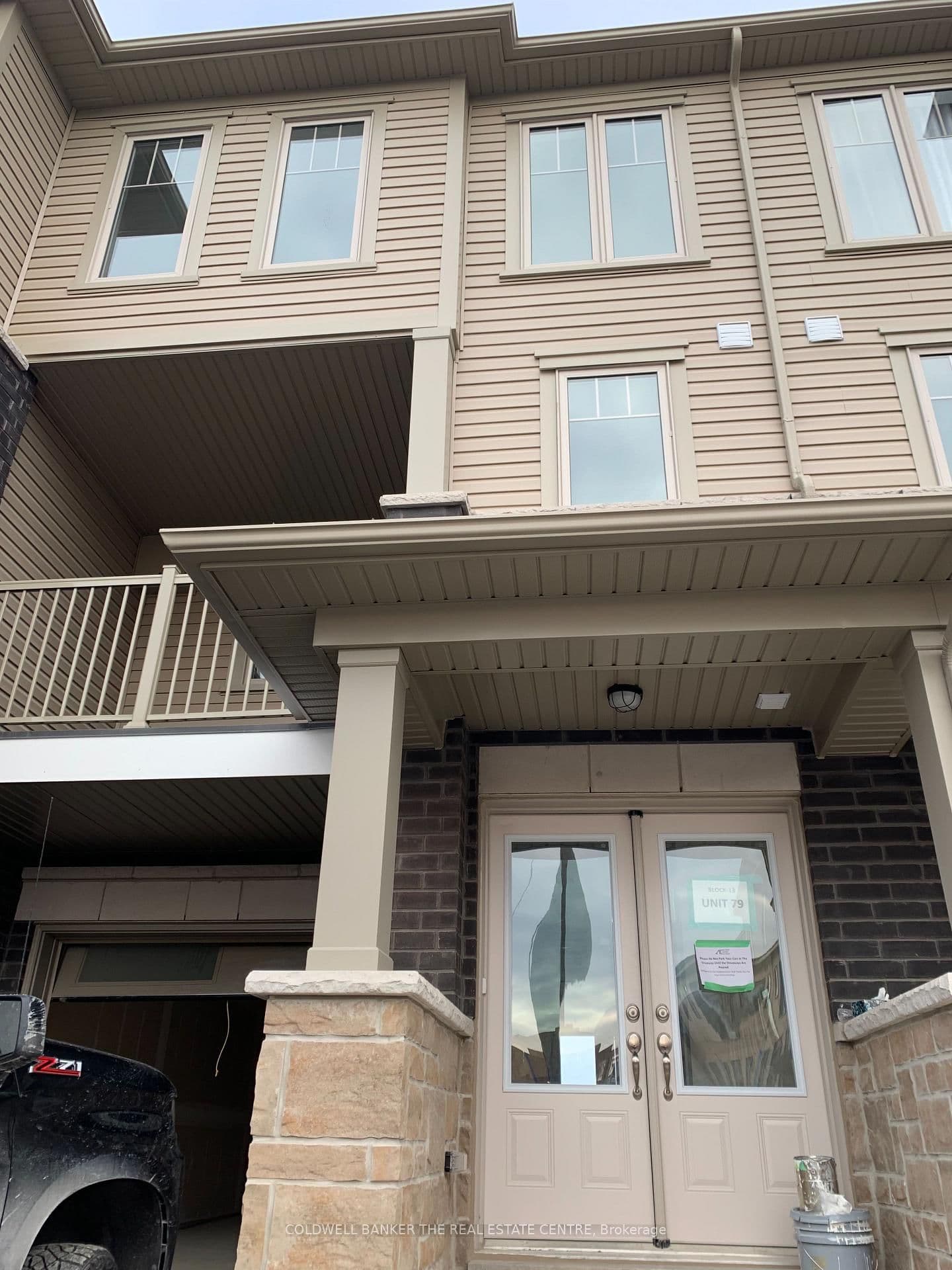 94 Ambereen Place