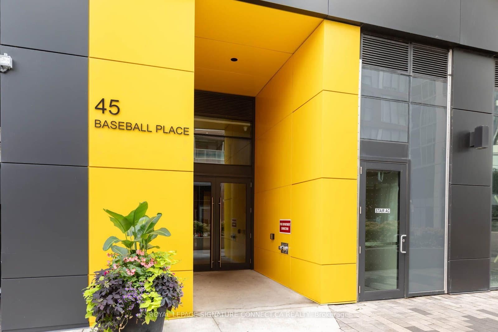 #902 - 45 Baseball Place