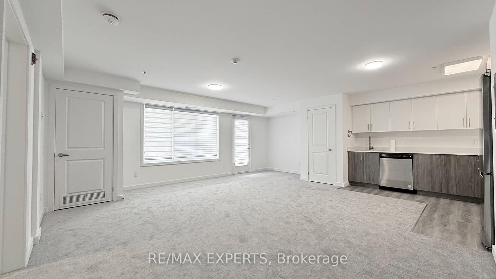 #402 - 45 Connaught Avenue