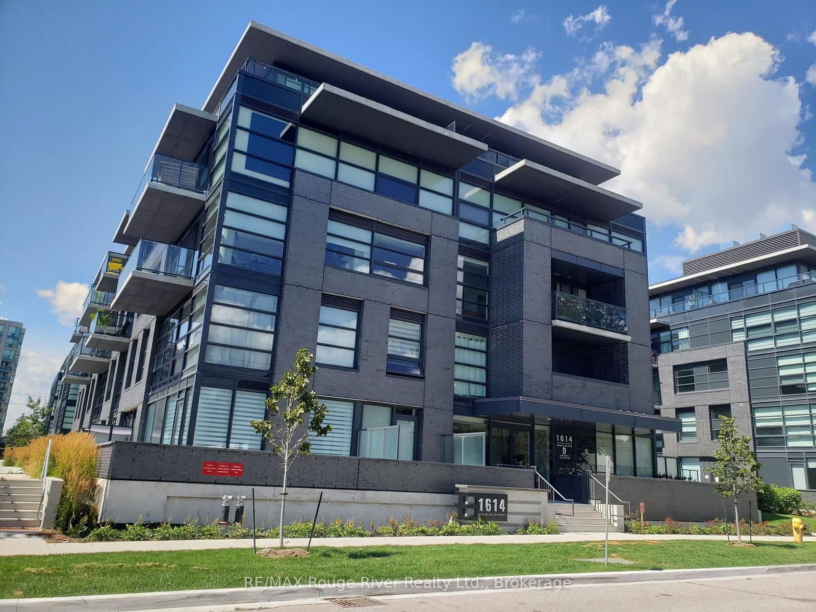 #439 - 1614 Charles Street