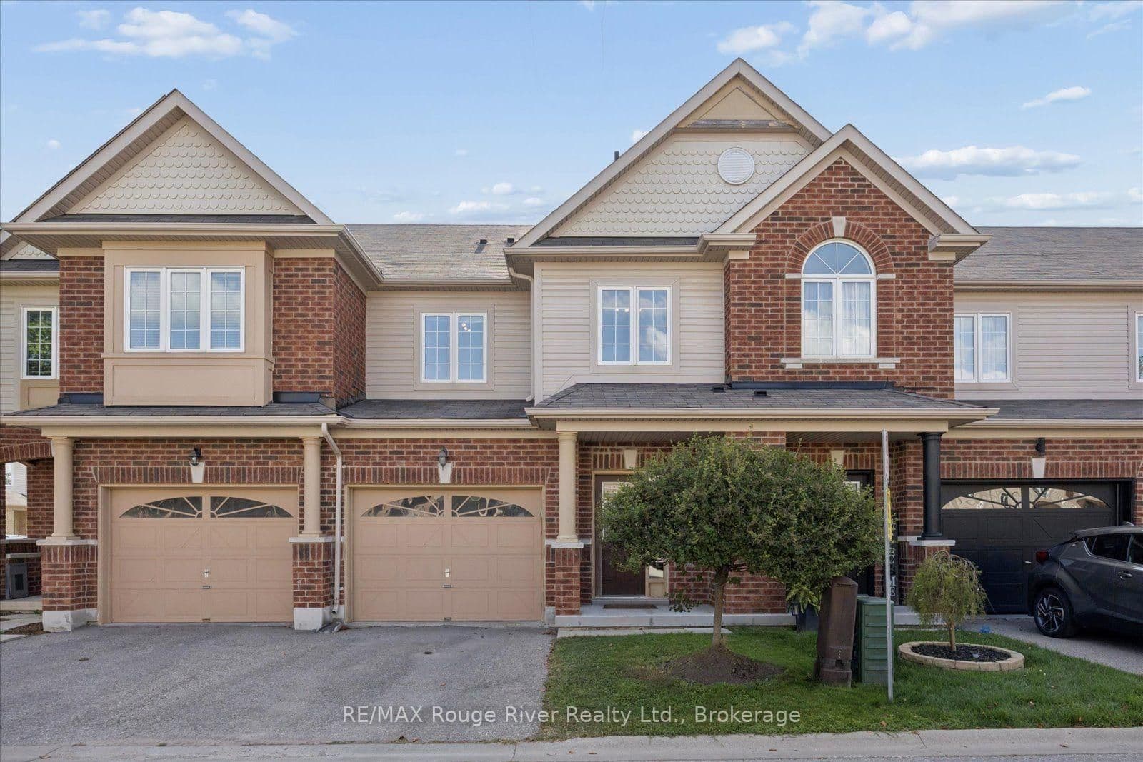 85 Lander Crescent