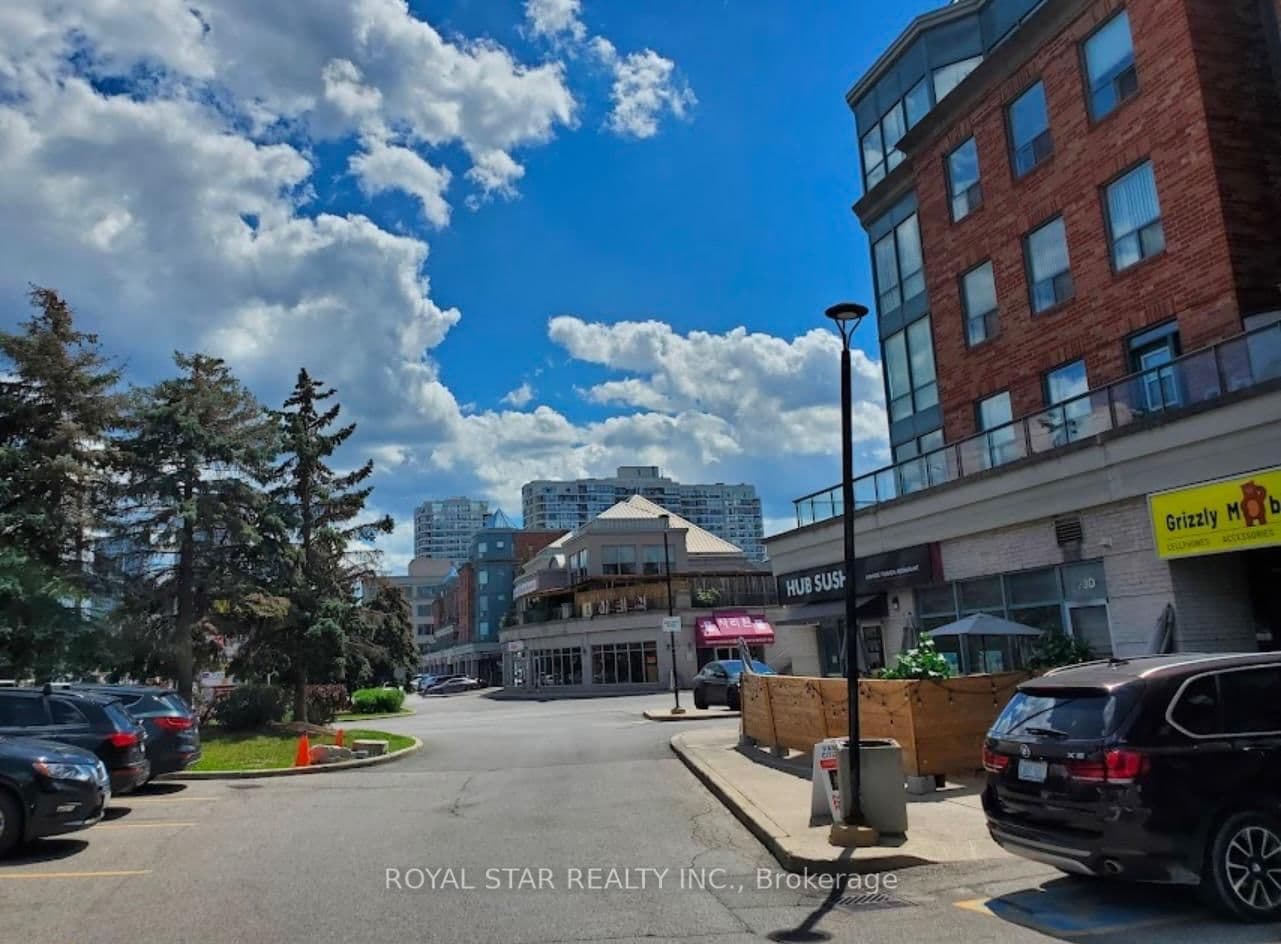 #19B - 7378 Yonge Street