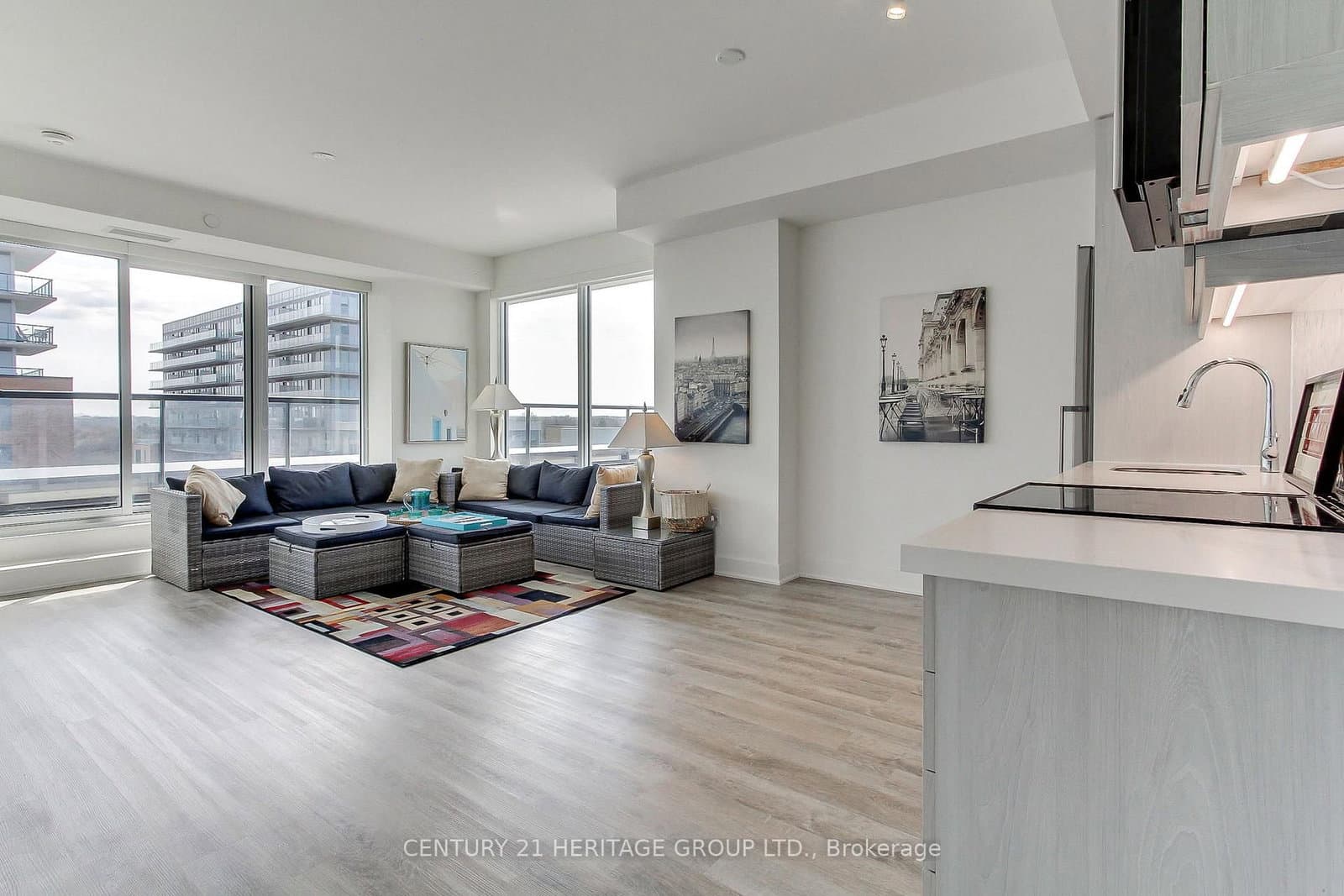 #503 - 185 Deerfield Road