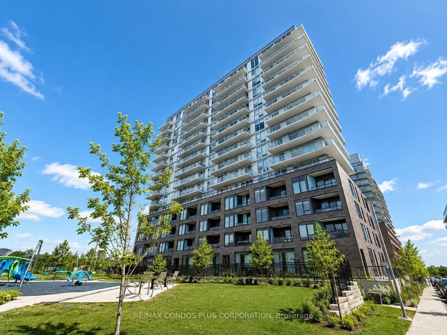 #1302 - 185 Deerfield Road