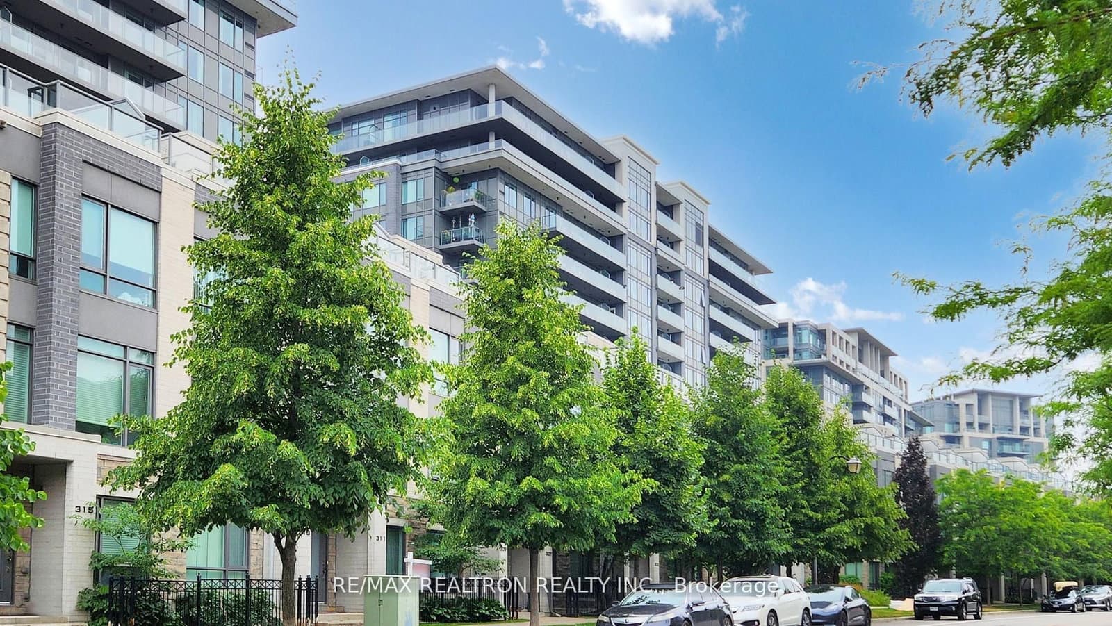 #203 - 277 South Park Road