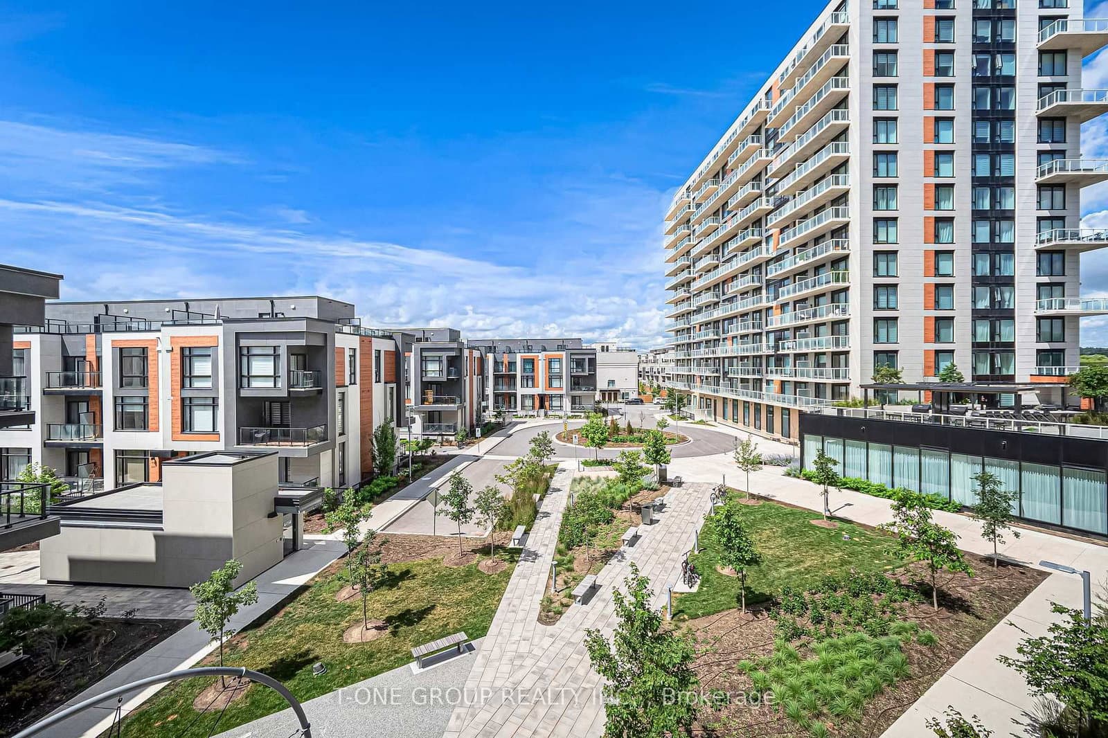 #313 - 6 David Eyer Road