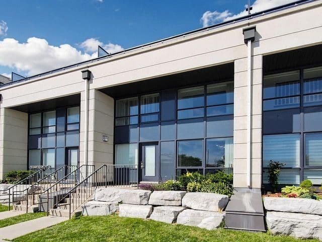 12 Woodstream Boulevard, Unit Th114