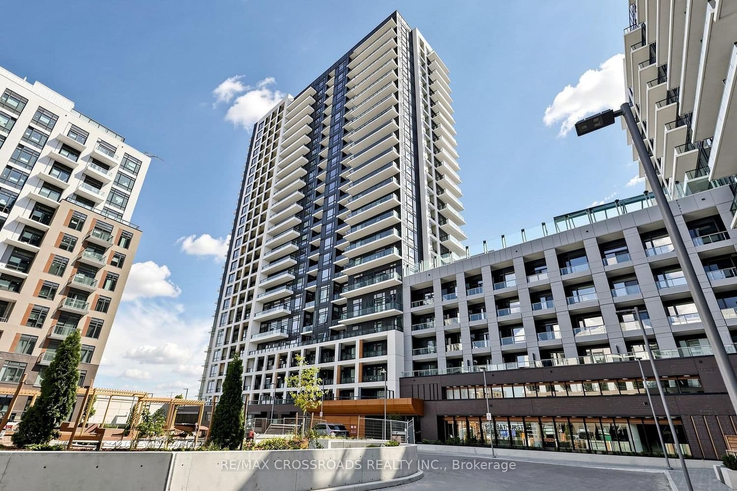 7950 Bathurst Street, Unit 902