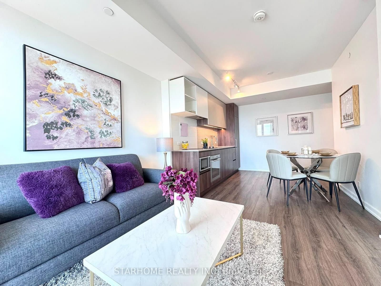 #1515 - 1000 Portage Parkway