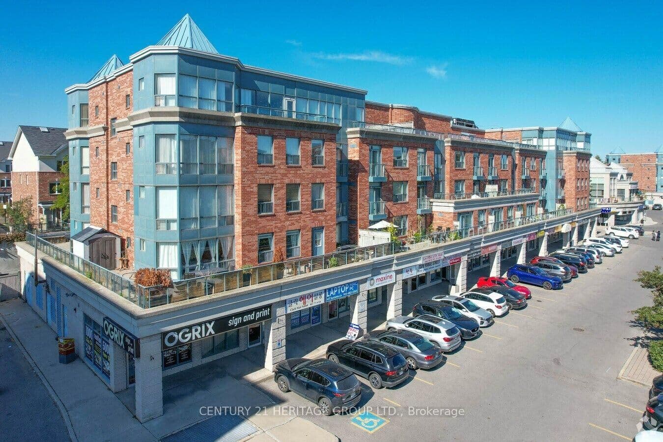 #9B - 7378 Yonge Street
