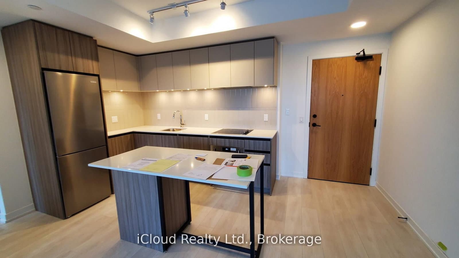 7950 Bathurst Street, Unit 210