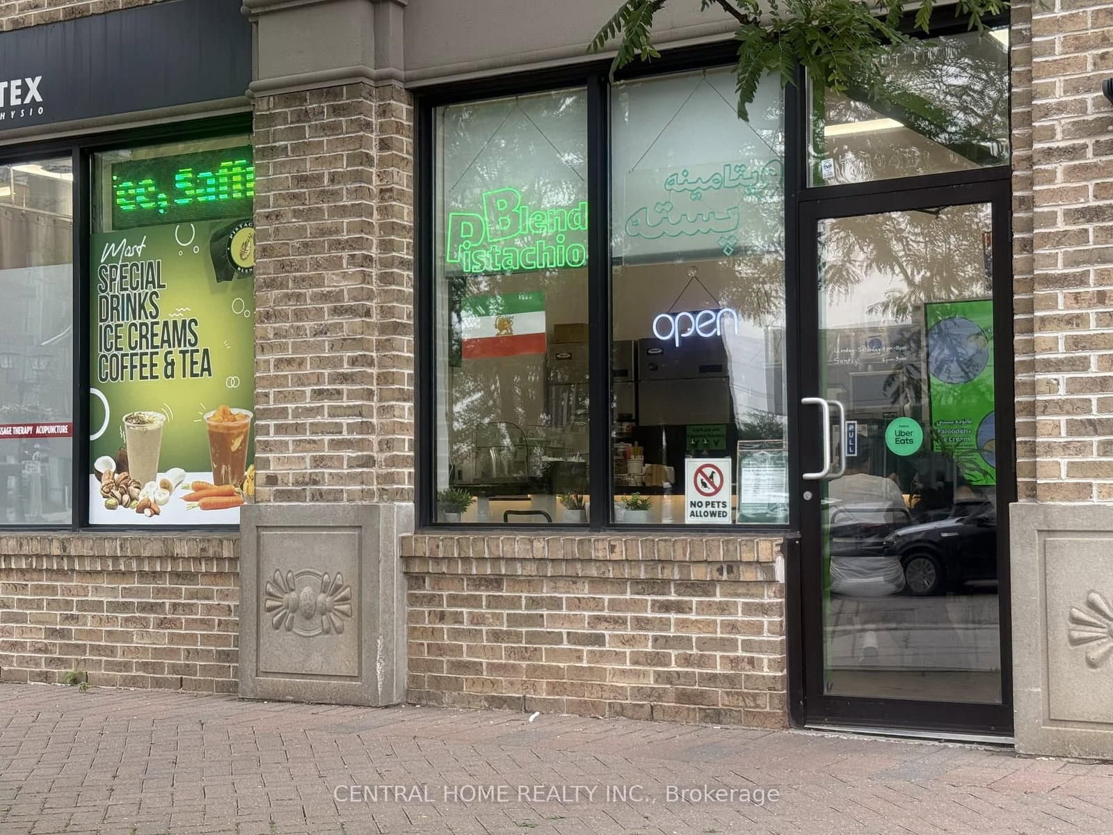 #104 - 10376 Yonge St