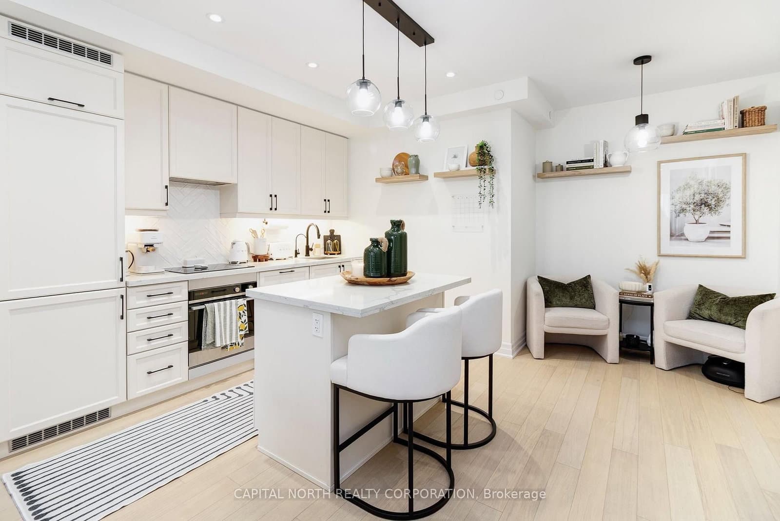 9075 Jane Street, Unit 2102