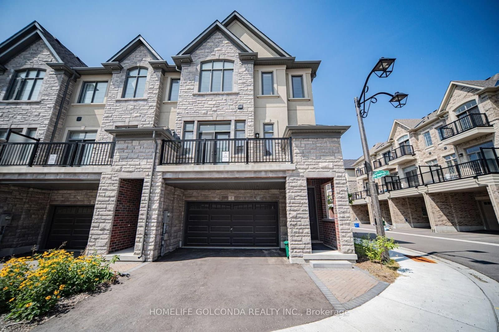 2 Silvermills Lane