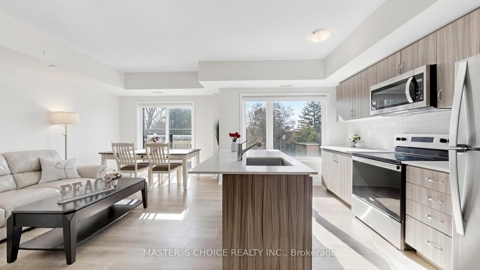56 Elizabeth Street, Unit 1404