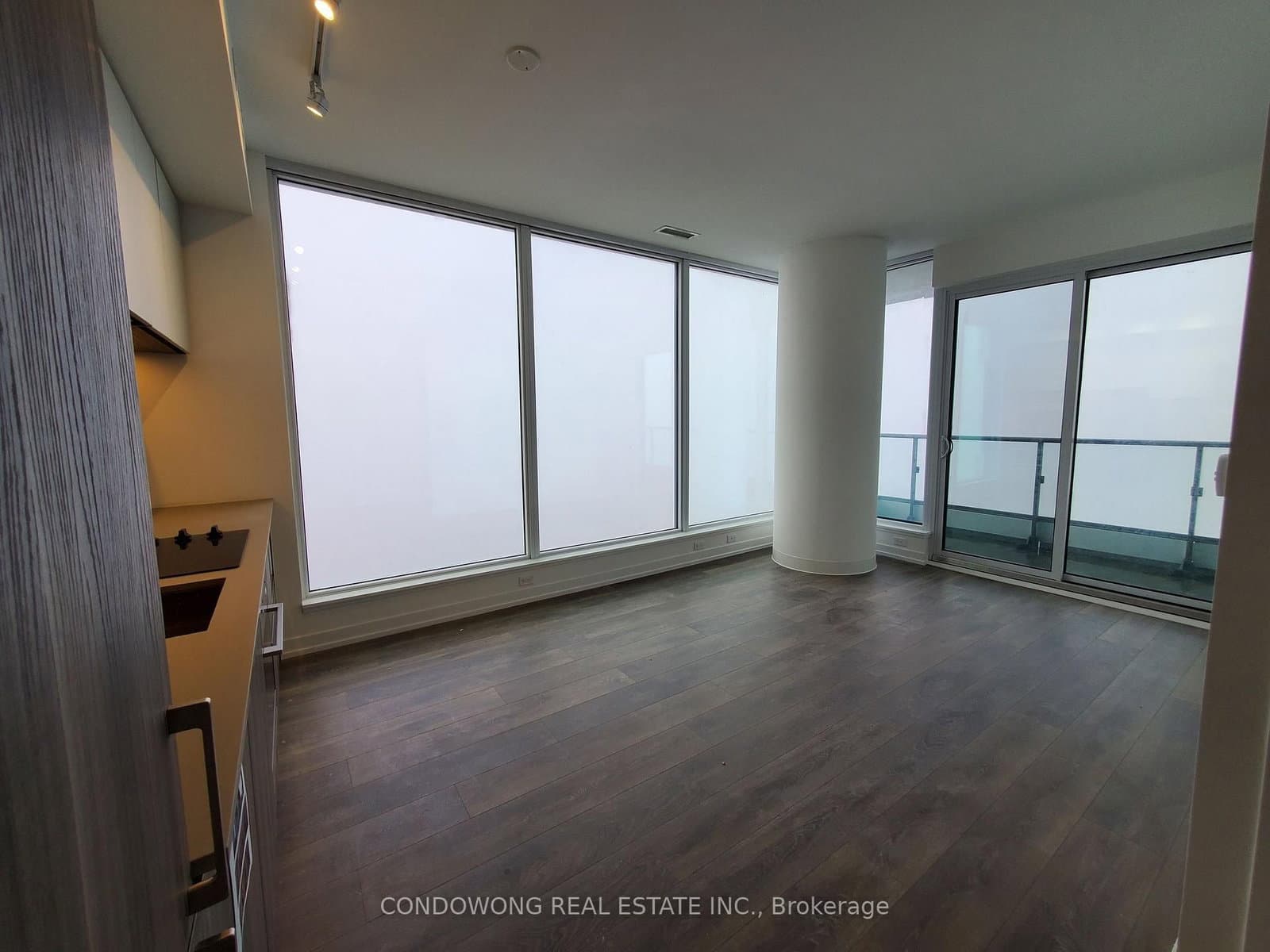 5 Buttermill Avenue, Unit 2610