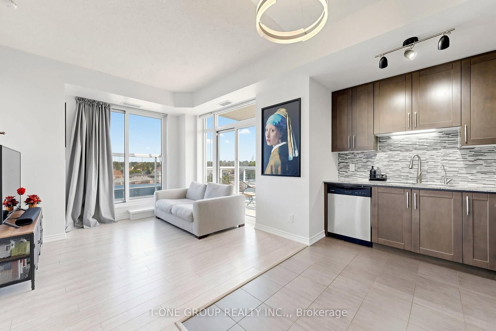 #508 - 8323 Kennedy Road