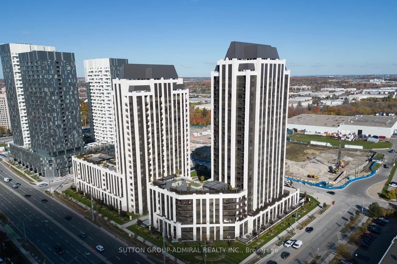 9085 Jane Street, Unit 622