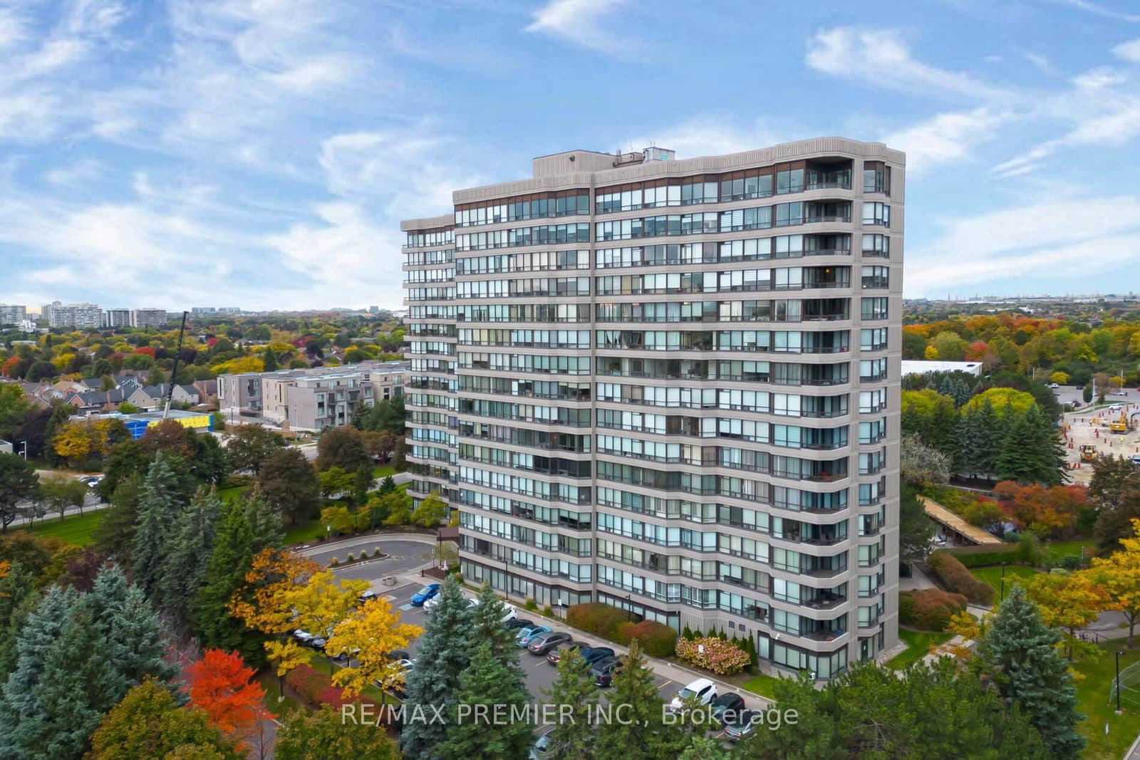 #1614 - 7440 Bathurst Street