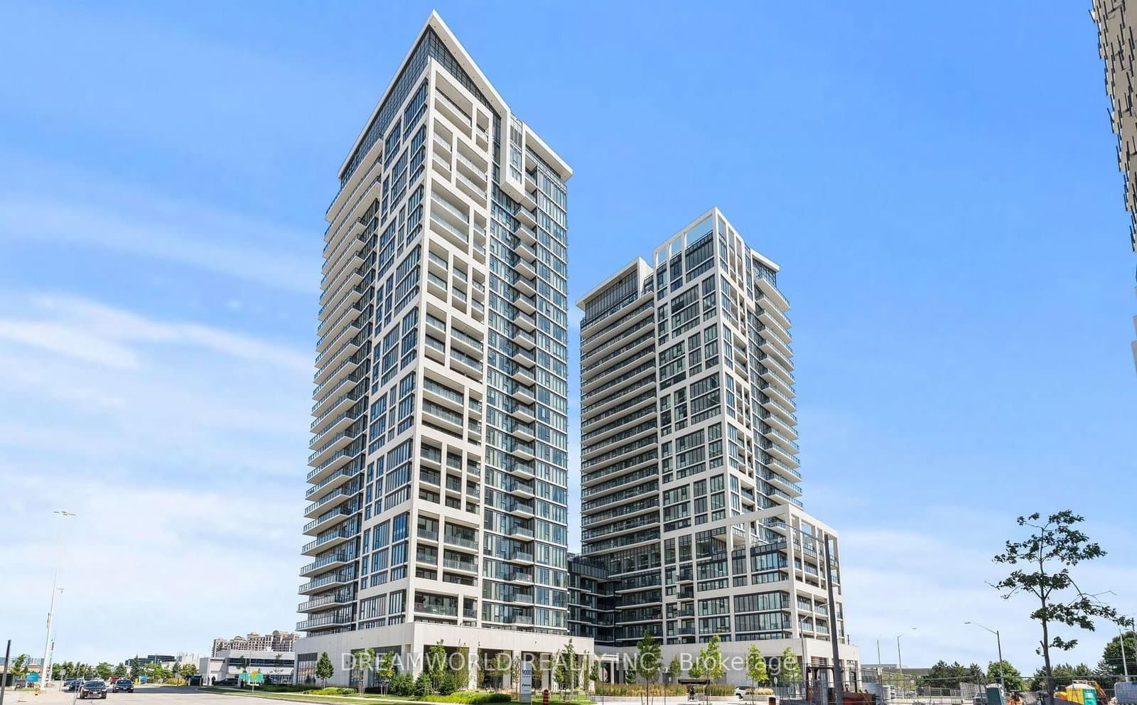 9000 Jane Street, Unit 1409