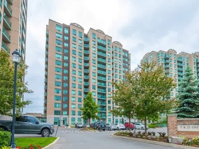 #PH13 - 23 Oneida Crescent