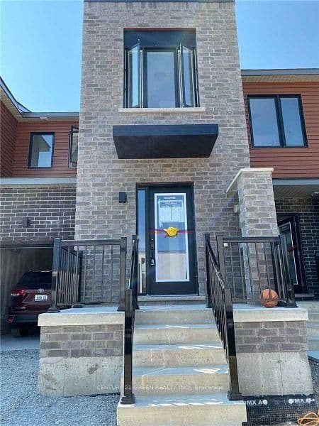 135 Turnberry Lane