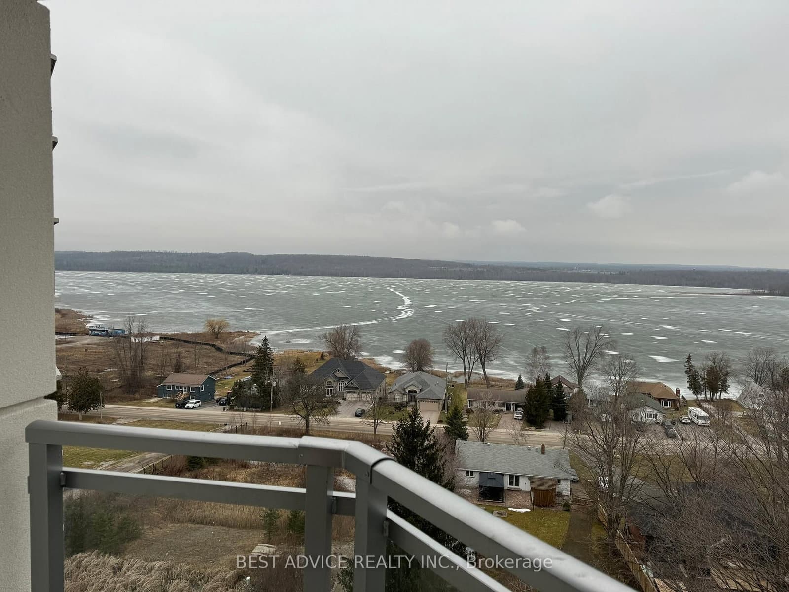 56 LAKESIDE Terrace, Unit 809