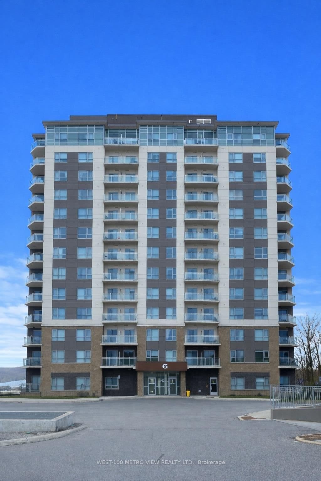 56 Lakeside Terrace, Unit 704