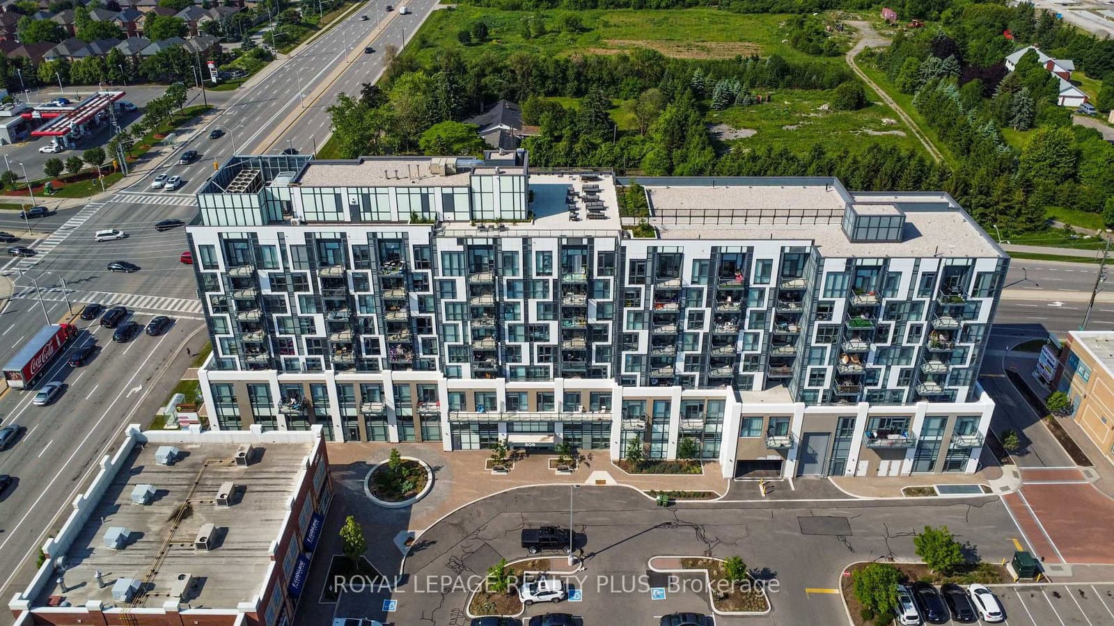 509 Dundas Street W, Unit 701