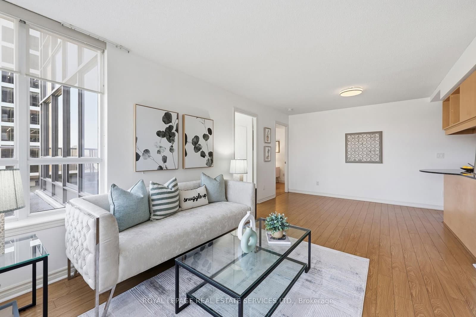 #808 - 4090 Living Arts Drive