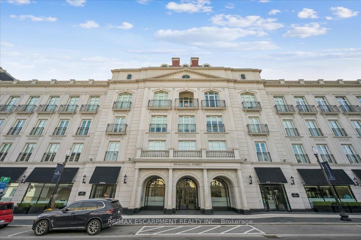 300 Randall Street, Unit 211