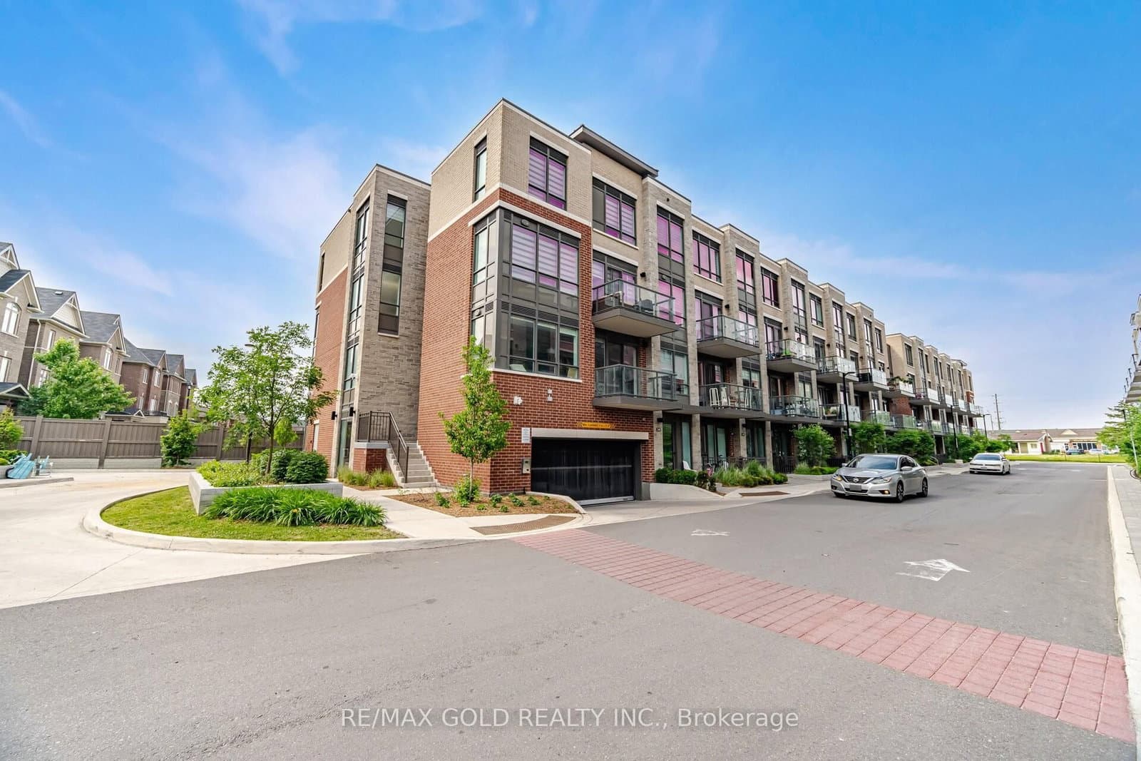 75 Attmar Drive, Unit 346