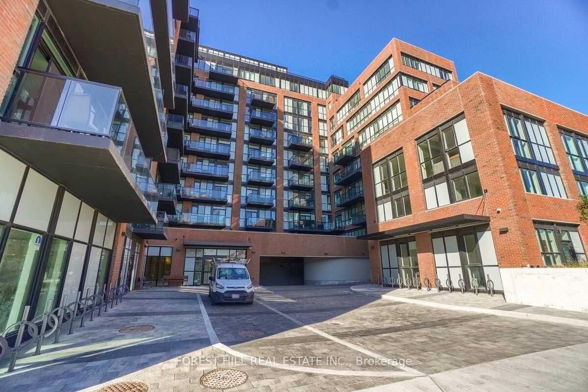 #913 - 2300 ST CLAIR AVE Avenue W